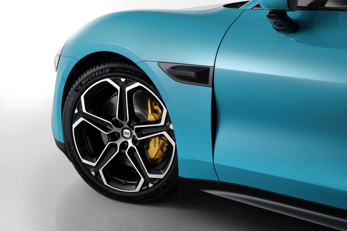 XIAOMI SU7 セダン AWD 電動車 EV 800km 101kWh PS 495kw/838nm R19 四輪駆動 マックス LHD 新品中古車