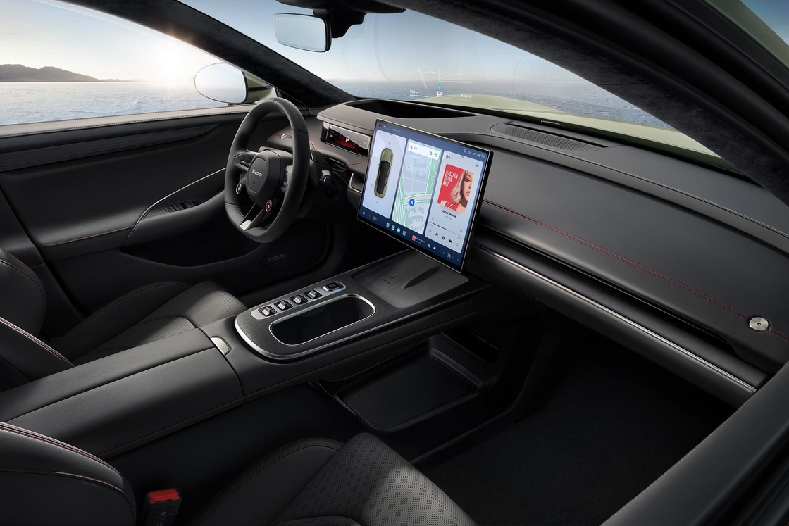XIAOMI SU7 セダン AWD オールホイールドライブ 電動SUV 800km 101kWh PS 495kw/838nm R19