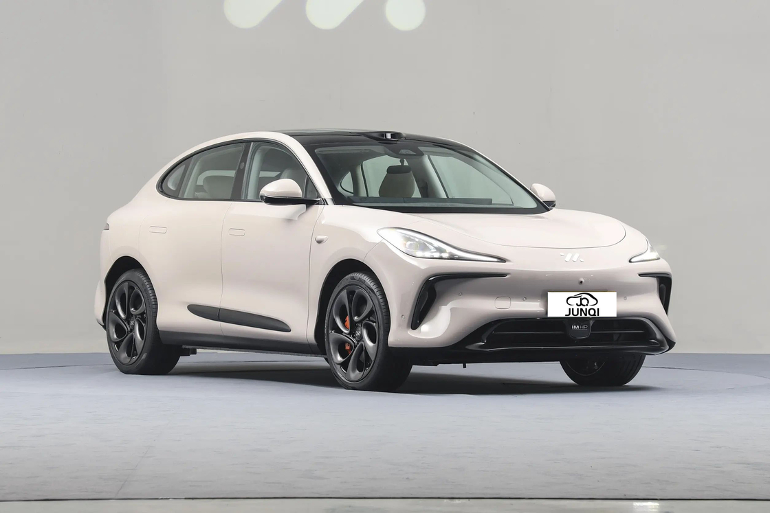 Zhiji LS6 IM 電動車 4 ドア 5 シート SUV 760km ロングレンジ 新エネルギー電動車