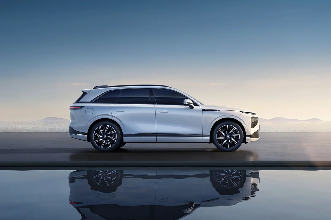 Xiaopeng 電動車 XPeng G9 SUV 純電動 中型から大型 5ドア 5人乗りEVオート 先進技術