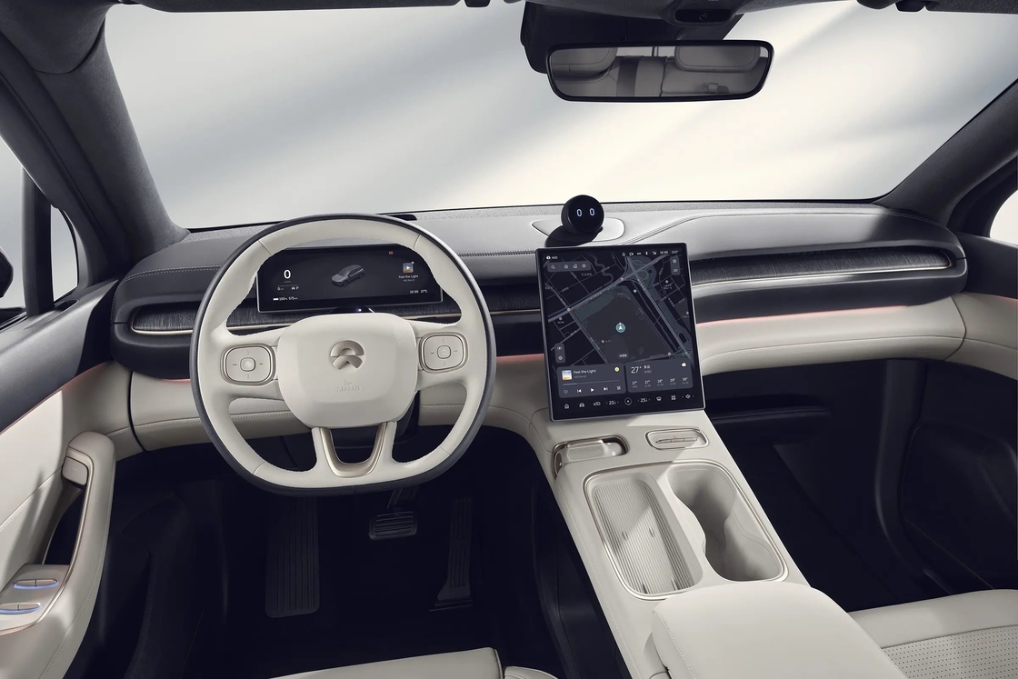 NIO ES6 エレクトリッククロスオーバーSUVの先端技術で 卓越したパフォーマンスを体験してください
