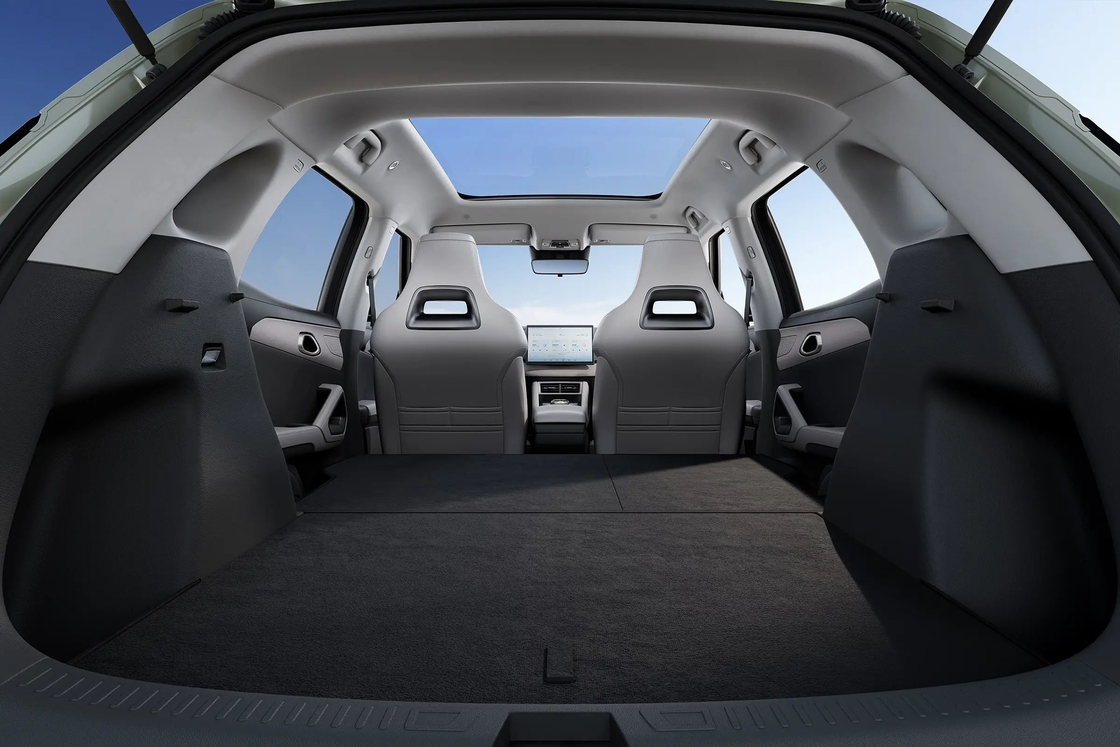 BYD Yuan UP 現代の都市移動のための変形型電気サブコンパクトクロスオーバー