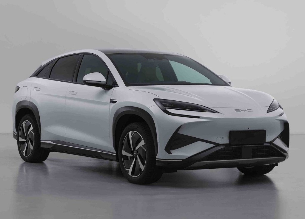 高級車 BYD 電動車 左駆動 BYDシーライオン 07 EV 急速充電 0.42 時間