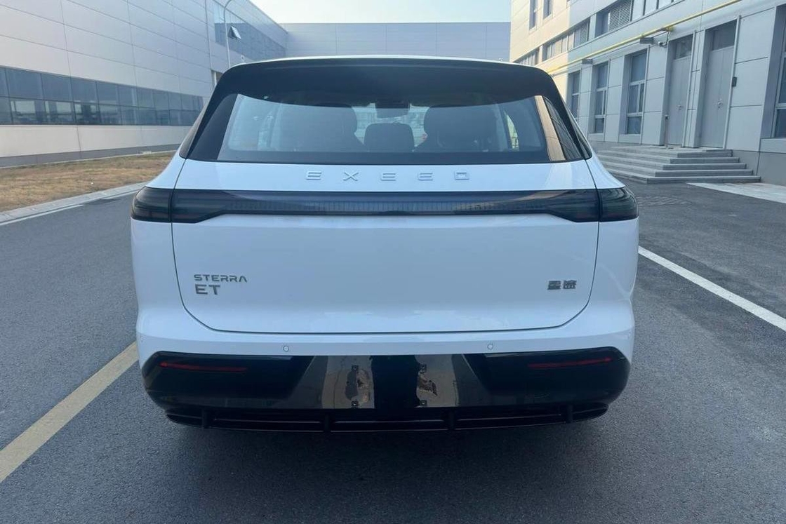 EXEED ET チェリー 電動SUV 一回の充電で520km 最大速度200km/h