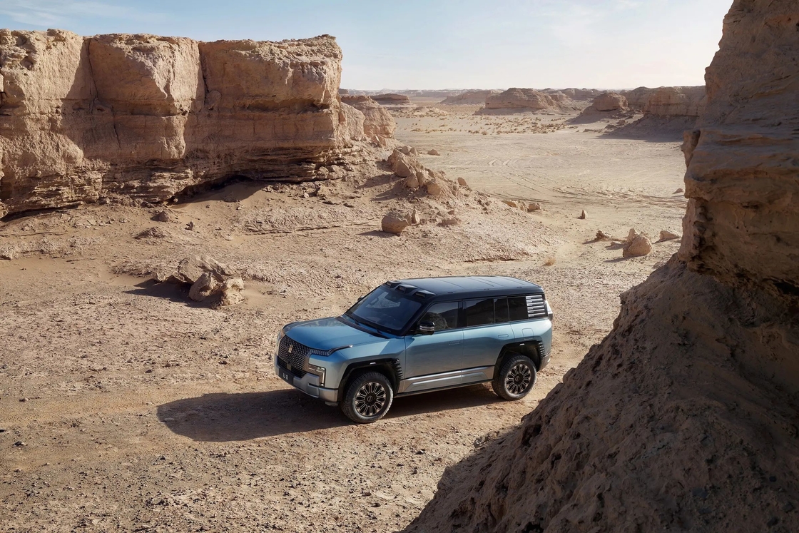 新型オフロードジープ エレクトリックSUV 4X4 車両 BYD ヤンバンU8 向上型車
