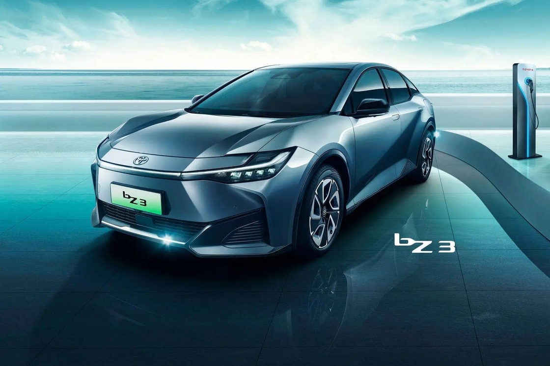 中型トヨタ電動セダン 517km エリート PRO 純電動トヨタ Bz3 EV