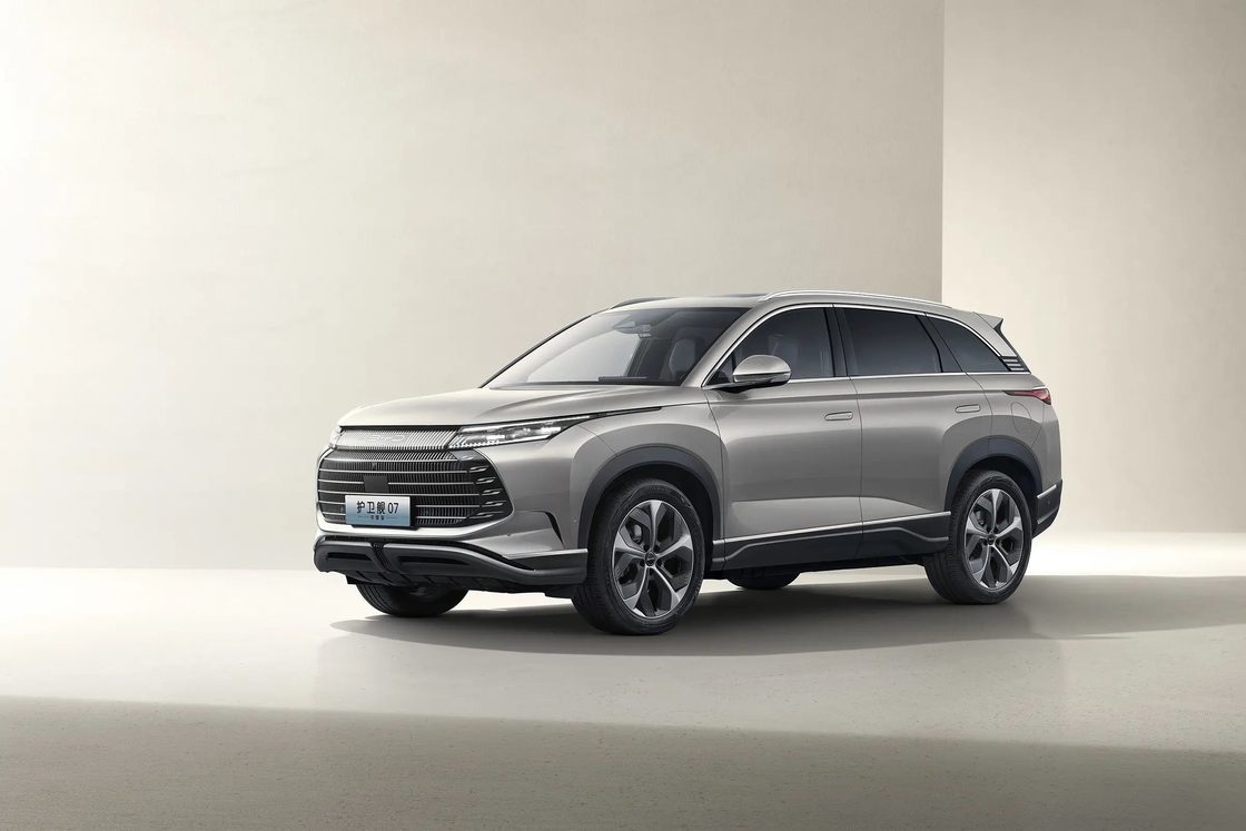 BYD電動車フリゲート07 グロリー・エディション 六角形デザイン シェル 白内装色
