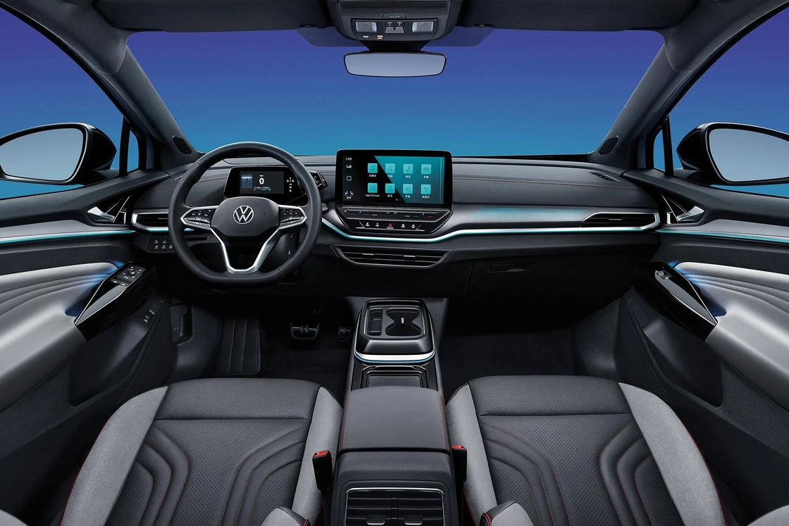 フォルクスワーゲン ID.4 直感的な制御と大きなインフォテインメントディスプレイの電気SUV