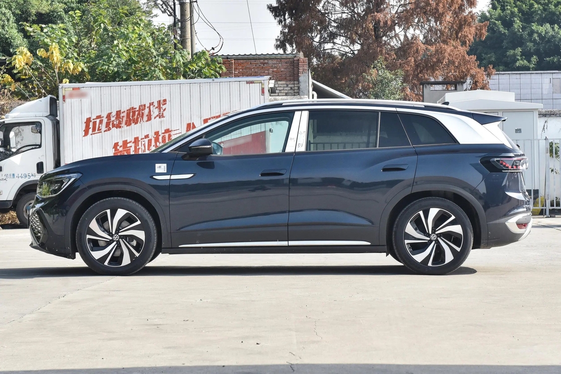 VW ID6 フォルクスワーゲン 電気自動車 SUV 究極の運転体験に備える