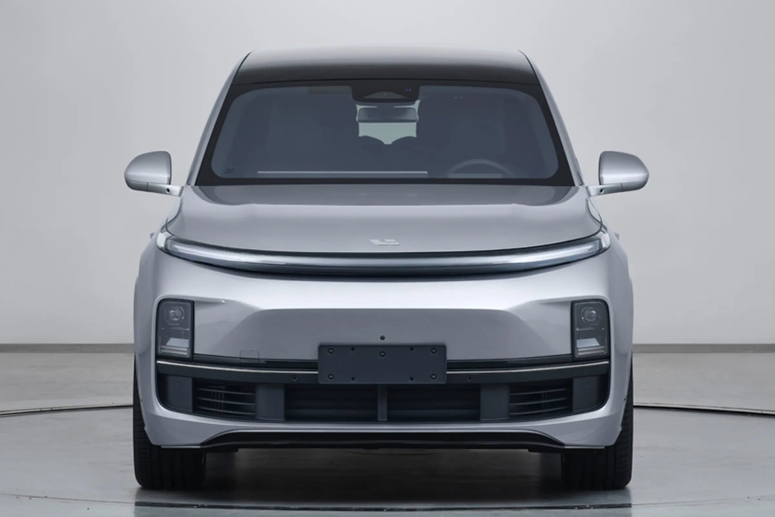 L8 リキサン電動自動車の紹介 形と機能の完璧な組み合わせ