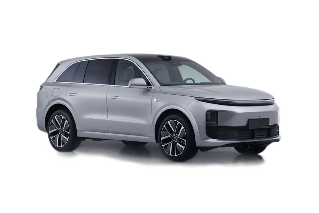 理想的なL6リシアン電気自動車 300kWのパワーと1390kmの範囲 ラグジュアリー旅行