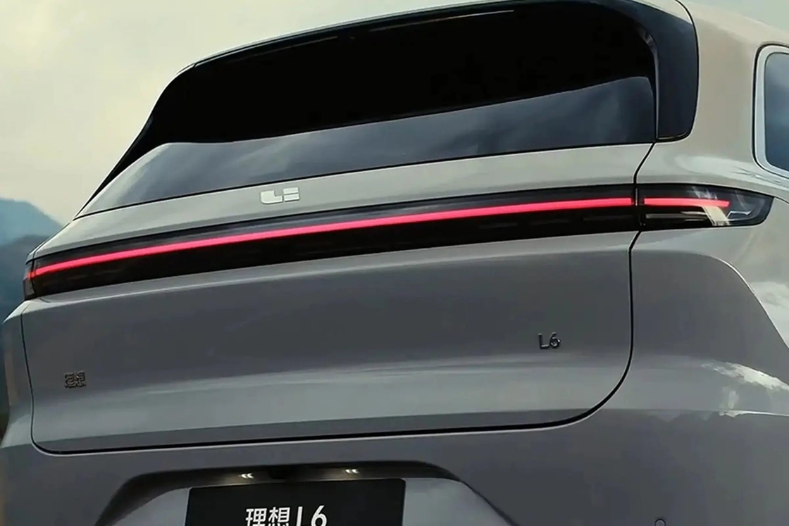 5ドア 7人座 Lixiang L6 MPV 電動車 全輪駆動 左運転