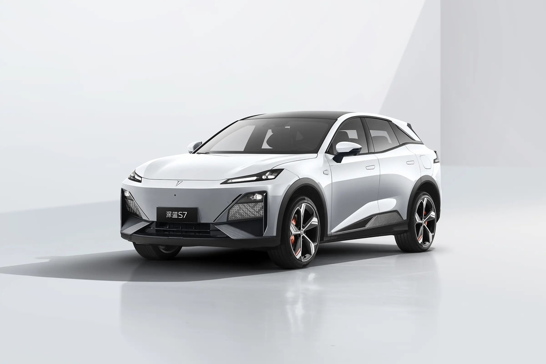 5ドア 5座 チャンガン 電動車 ディープブルー 07 拡張走行距離 238 hp