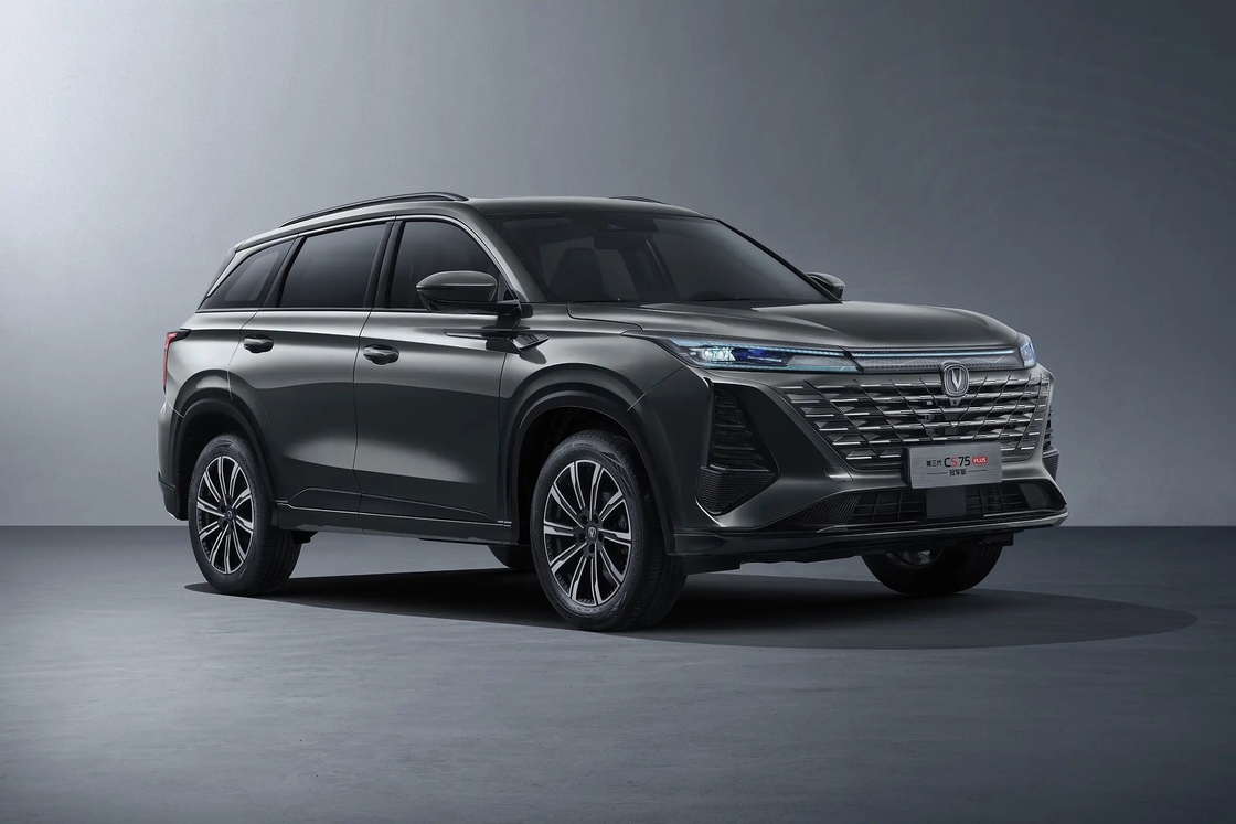 中型チェンガン 汽車 ガソリン エネルギー型チェンガン CS75 Plus