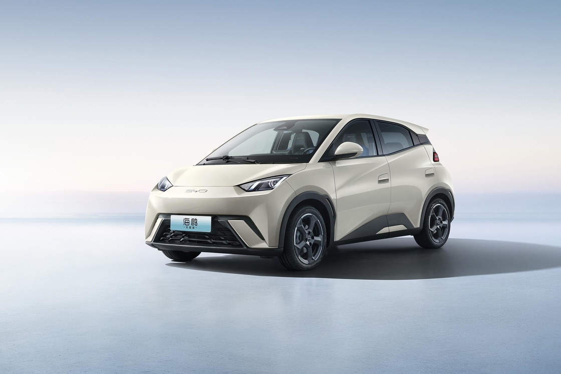 5ドア4人乗り BYD 電動車 ハッチバック シール シングルスピード自動トランスミッション