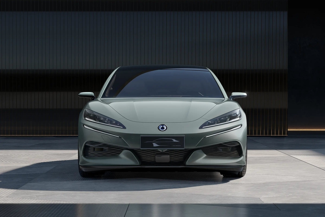 2024年 熱売り Z9 GT ハイブリッドまたは純電動版 新車 BYD デンザ Z9GT 630KM 電動SUV ハイブリッド