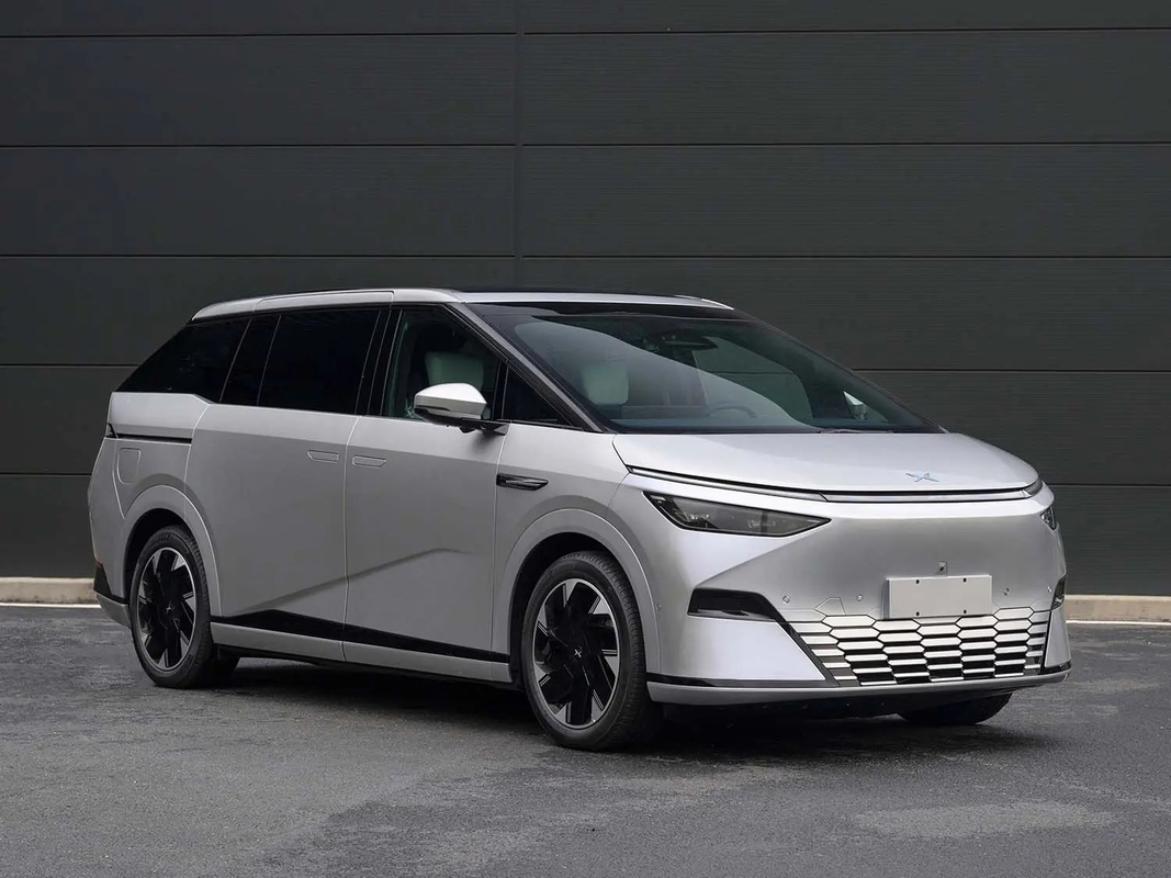 Xiaopeng X9 EVカー 純電気自動車 MPV 新品 中古車 中古車 ストック 電気自動車 中国製 中古車