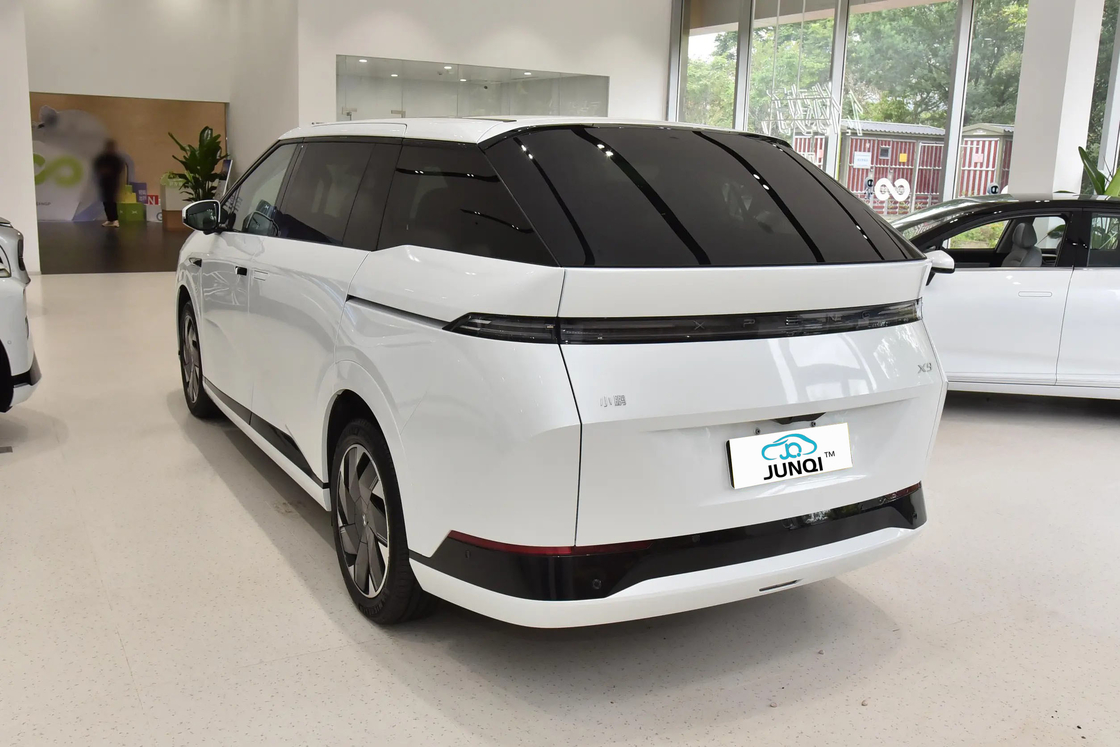 Xiaopeng Xpeng X9 ハイエンド MPV 多目的電気自動車 中国新エネルギー商用車