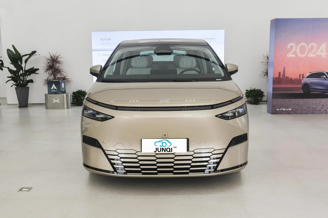 高品質 オートマティック 610Km Mpv スマートコントロール Xpeng X9のための中国電気新車