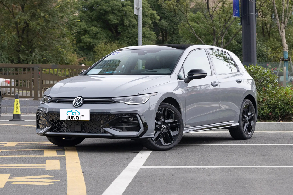 VWゴルフ 2024 280t Si DSG PRO エンジョイメント版 中古車 左手駆動 LEDカメラ 電動セダン レザーターボ ダークゴルフ 4 多機能Acc 2023 車