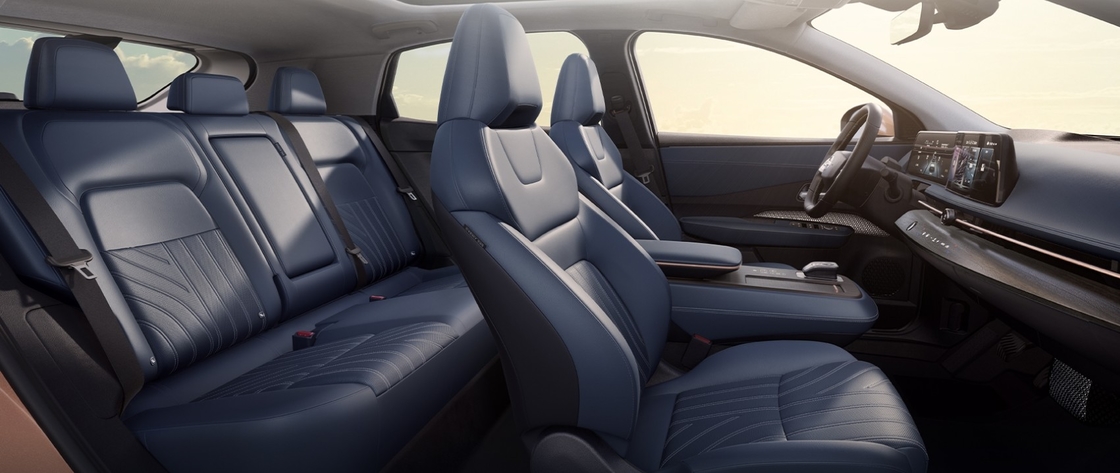 2023年 日産 アリア 中古車 純電気自動車 5ドア5座 SUV 360 パノラマ画像 0km 0 Km 新車