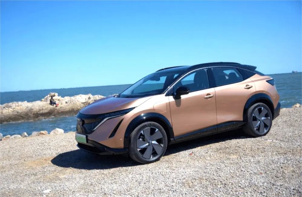 2023年 日産 アリア 中古車 純電気自動車 5ドア5座 SUV 360 パノラマ画像 0km 0 Km 新車