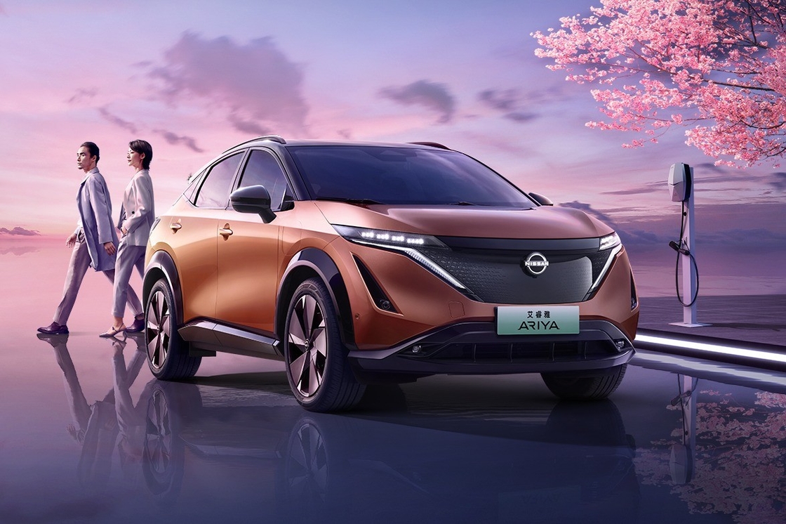 2023年 日産 アリア 中古車 純電気自動車 5ドア5座 SUV 360 パノラマ画像 0km 0 Km 新車