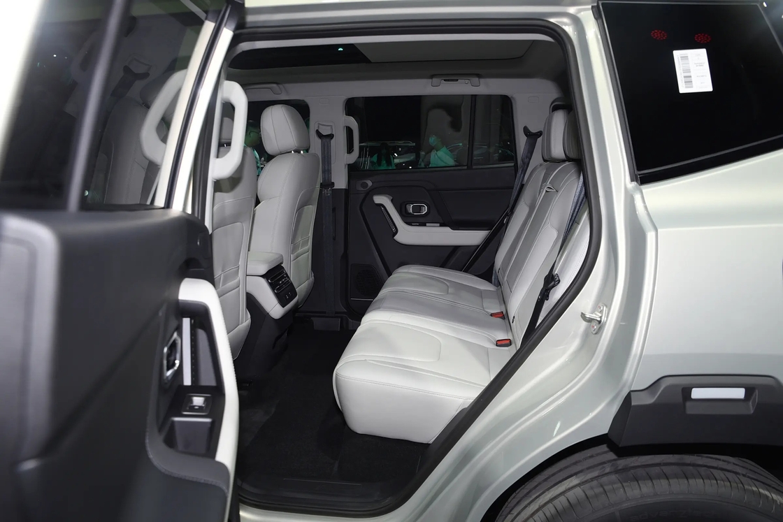 2025年 チェリー・ジェトゥール シャンハイ T1 コンパクトSUV プラグインハイブリッド 新エネルギー車 150km 海の電気自動車へ