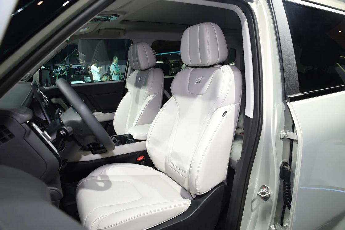2024 Jetour T1 シャンハイ 1.5TD DHT Xiang Shan Edition 204hp FWDのハイブリッドPHEV 新エネルギー シャンハイ T1 中国から