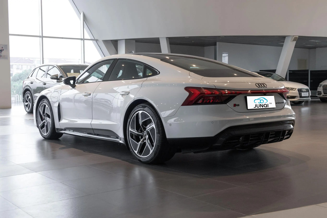 FAW AUDI RS E-Tron Gt 495km 大人用電気自動車 新エネルギー車 オディ RS E-Tron Gt