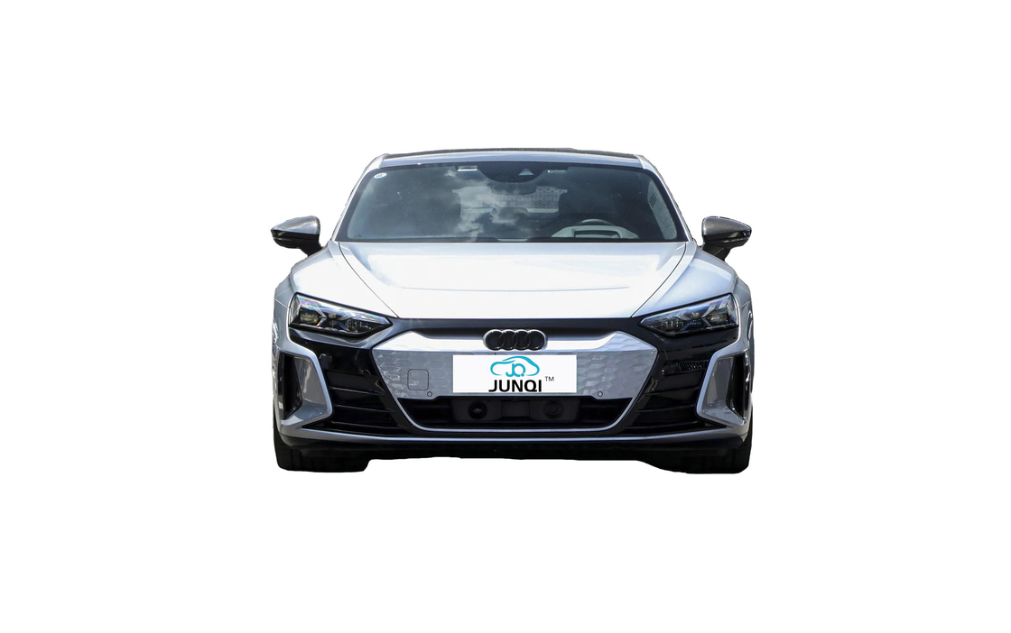 2024年 中国大型SUV アウディ RS E-tron GT 510kW 495km 長距離純電気自動車