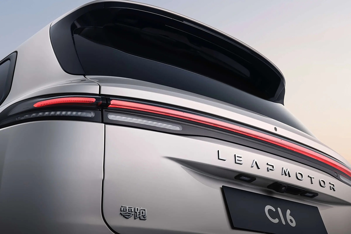 最安値 新エネルギー車 2024 リープモーター C16 電動SUV 中国 スマートEV 高性能 発送準備