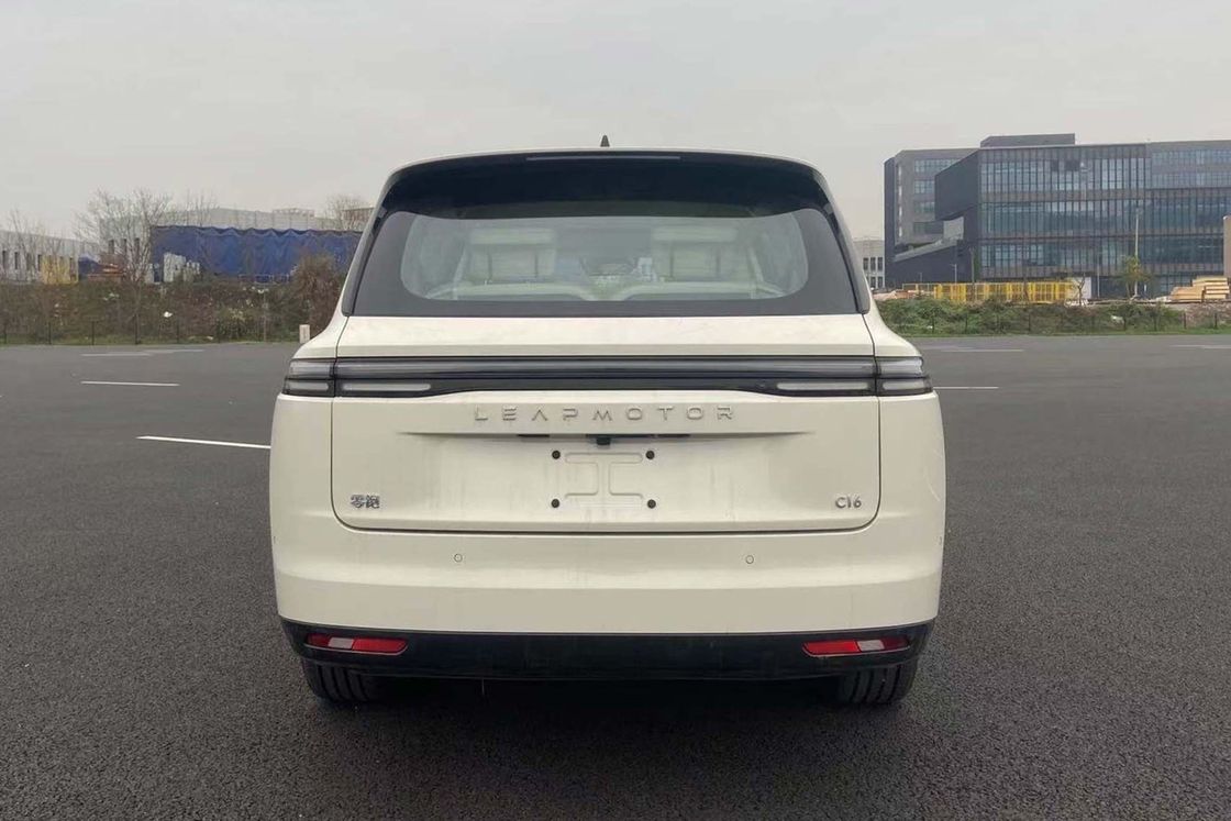 リープモーター 電気自動車 走行距離拡大 200 知的運転版 最先端技術 快適な空間