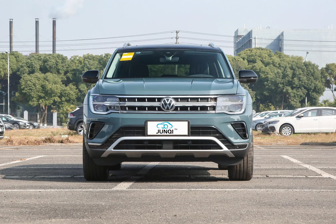 フォルクスワーゲン・トゥーロン 2.5T-A/MT-530 4WD フラグシップ版 7人座大型スペースSUV