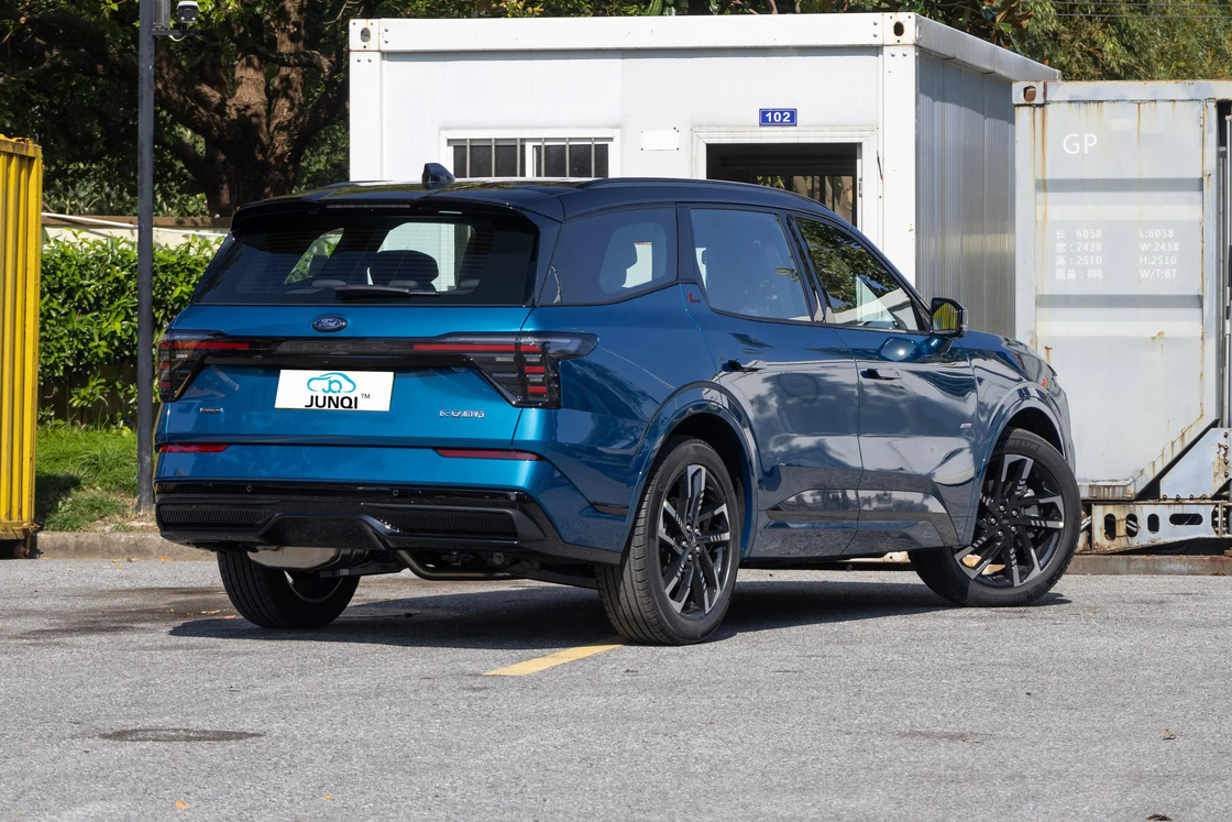 新車 フォード ルイジー L 2 0t 2 ドライブ 5 ドア 7 席 スタイルのSUV 新しいガソリン車